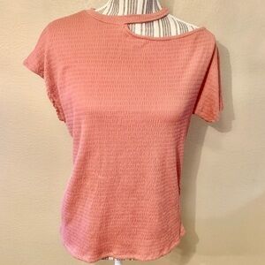 NWT Top XS Salmon Colored GibsonLook Waffled Crepe-like Fabric Asymmetrical Top